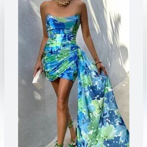 RUNAWAY THE LABEL Zayla Blue & Green Floral Strapless Mini Dress